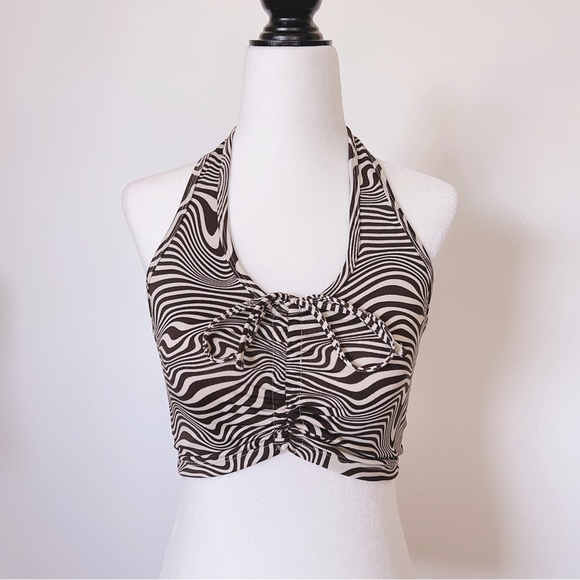 H&M Zebra stripes tank top. Elastic stripes. 99%new condition. - Picture 3 of 8